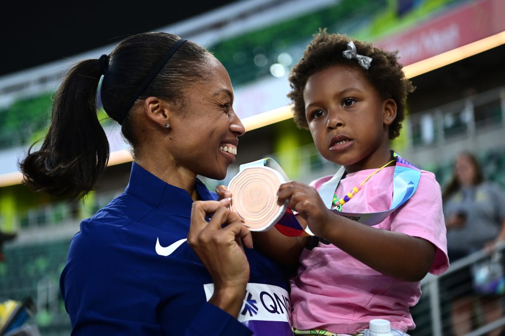 Day 1 Photos #Oregon22 - Trackalerts.com, track and field news website