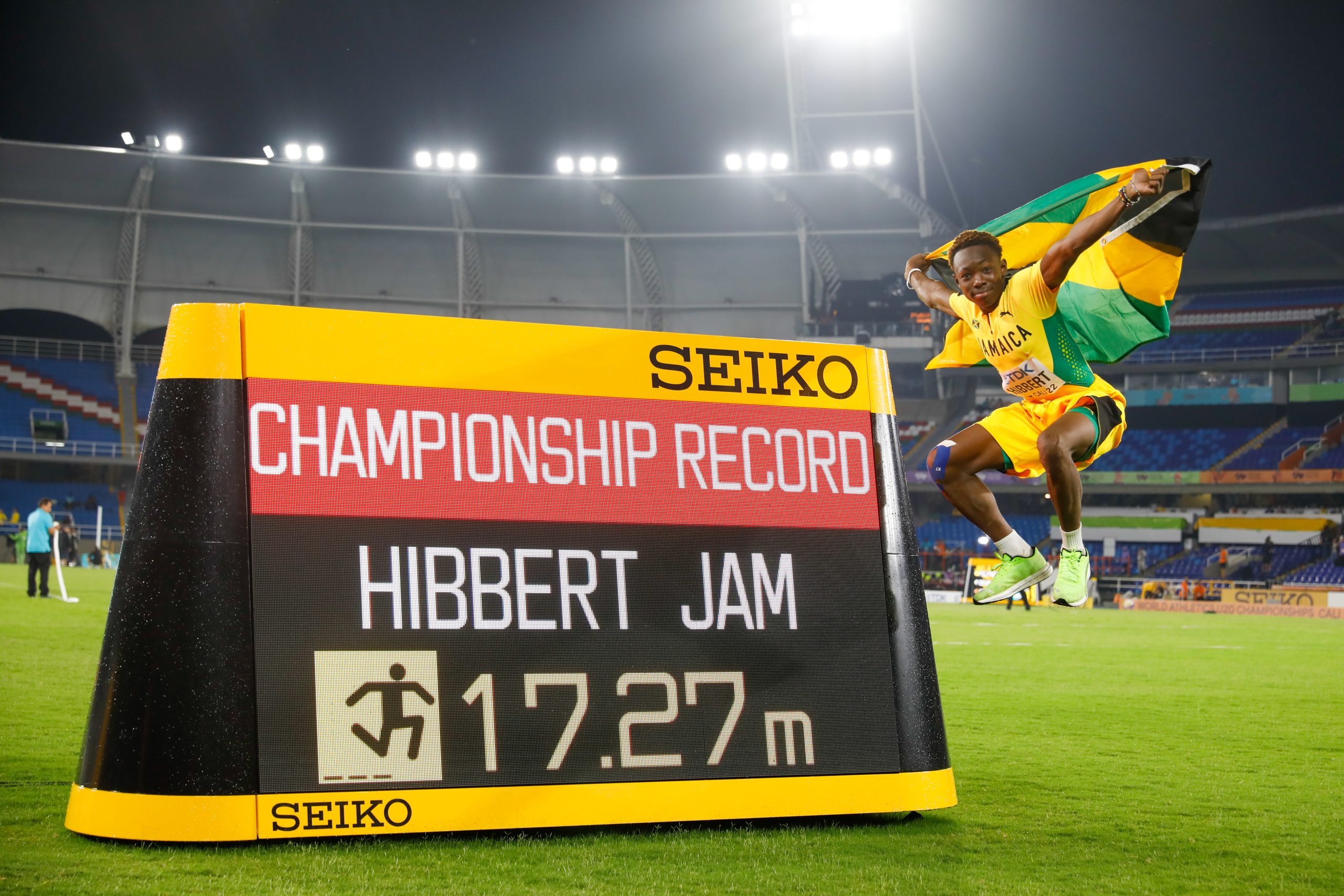 Jaydon Hibbert won the men's triple jump with a championship record mark of 17.27m in Cali, Colombia
