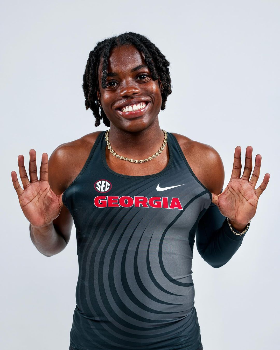 Sprint Prodigy Adaejah Hodge Chooses University of for