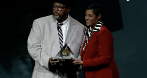 Victor Thomas Recognized for Coaching Prowess in USTFCCCA 2023 Hall of Fame
